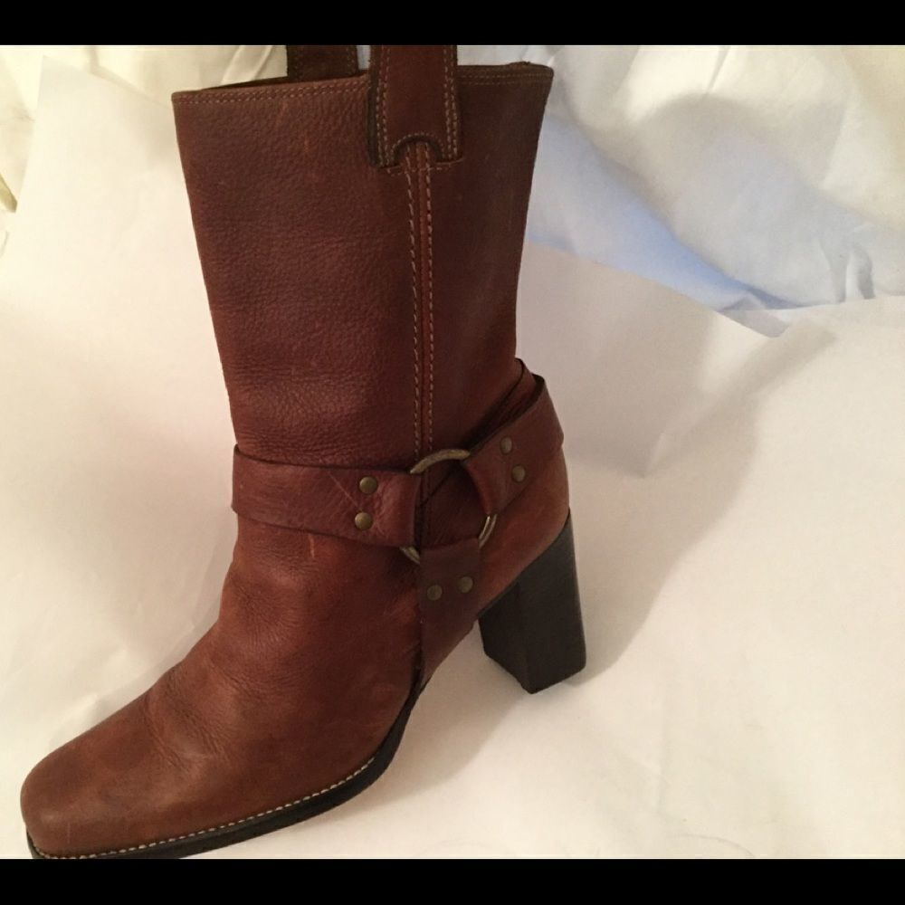 New Gianni Bini women’s  Sz 9 Brown Heeled Boots